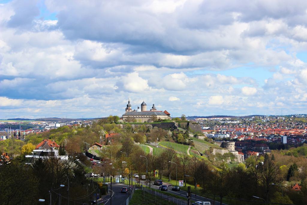 Hotel Wittelsbacher Hoeh Вюрцбург Екстер'єр фото